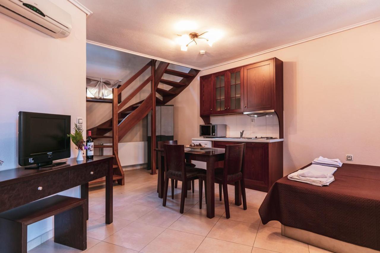 Magkafinis.El Apartments Mikros Prinos Екстер'єр фото
